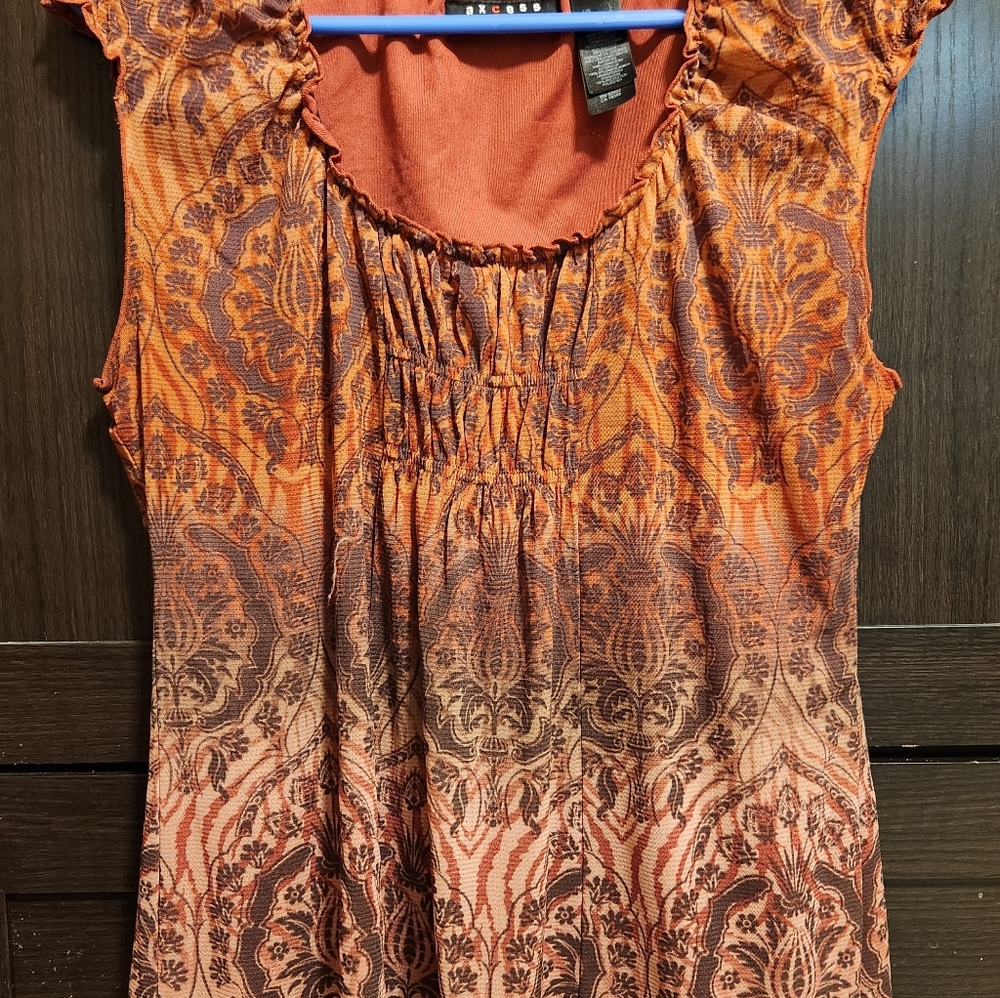 Axcess, A Liz Claiborne Company women's sleeves top, large